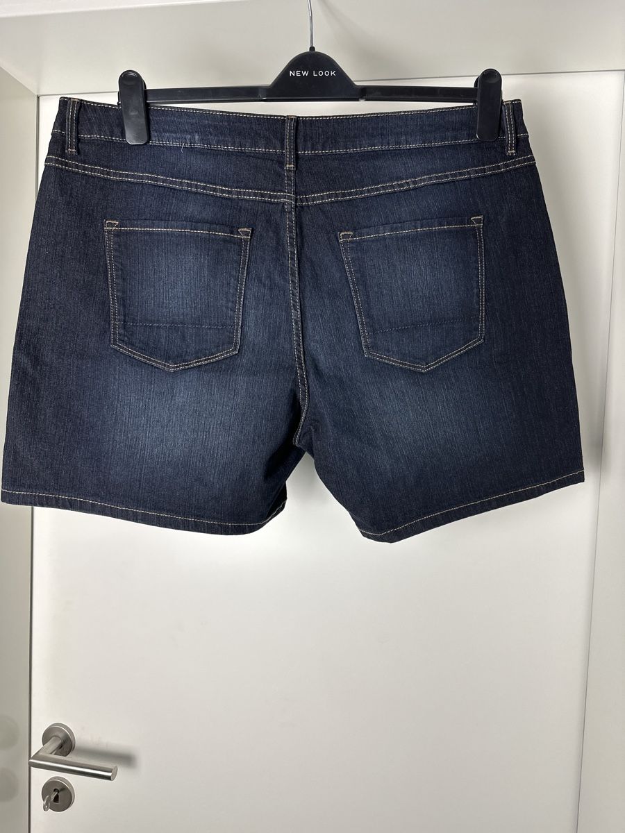 C&A Jeans: Jeans Shorts von C&A Größe 48 – Usato da Aarburg venduto da Tonija 1