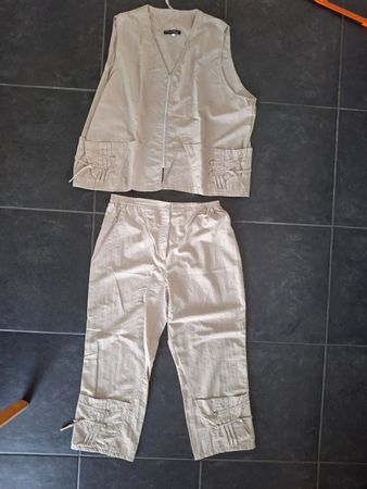 Hosen- und Weste-Set, Grösse 44/46, Beige