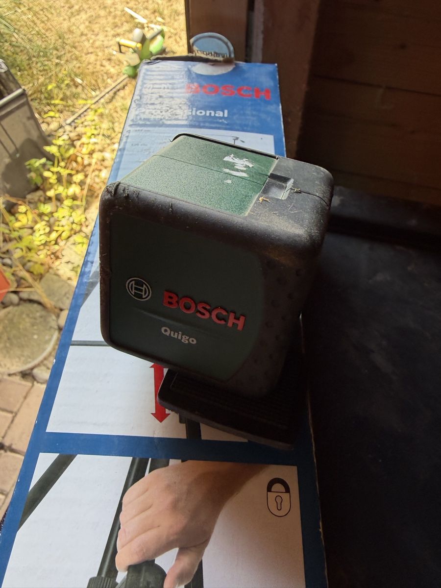 Bosch Mesurer: Bosch BT 150 Stativ mit Quigo Neuwertig – D'occasion à Aarberg par Nicu.s1993 1