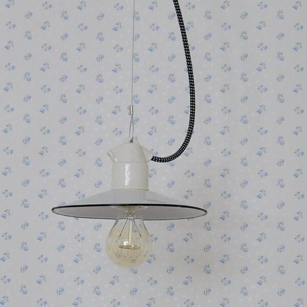 Lampade: STALLLAMPE die "echte" VINTAGE Leuchte, Hand Made ! – Nuovo (secondo la descrizione) da Embrach venduto da Bdennis