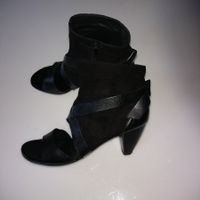 Schwarze offene Stiefelette PAUL GREEN Gr. 40