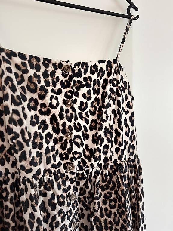 Robes: H&M, Sommerkleid Leo, Gr. 44 – D'occasion à Zollikofen par lili.j