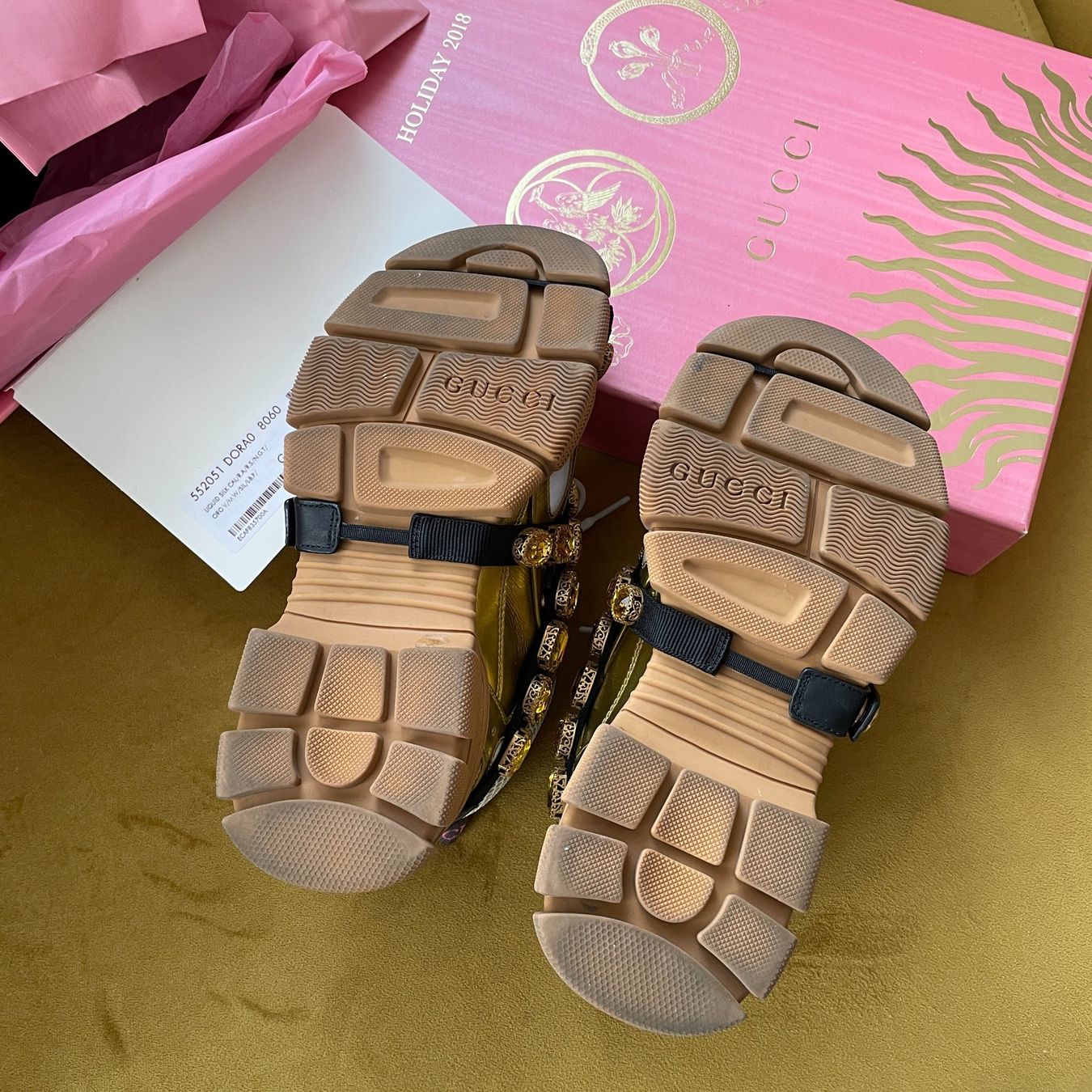 Scarpe da donna: Gucci Flashtrek Crystals 'Gold' – Usato da Dagmersellen venduto da sheli17 5