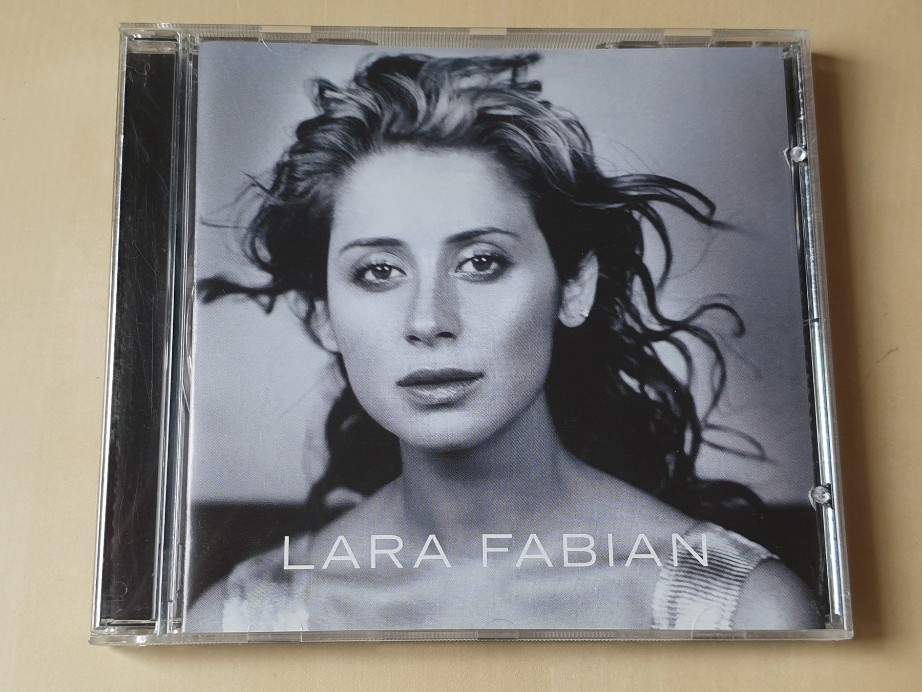 CD: Lara Fabian – Usato da Stansstad venduto da collectorsshop