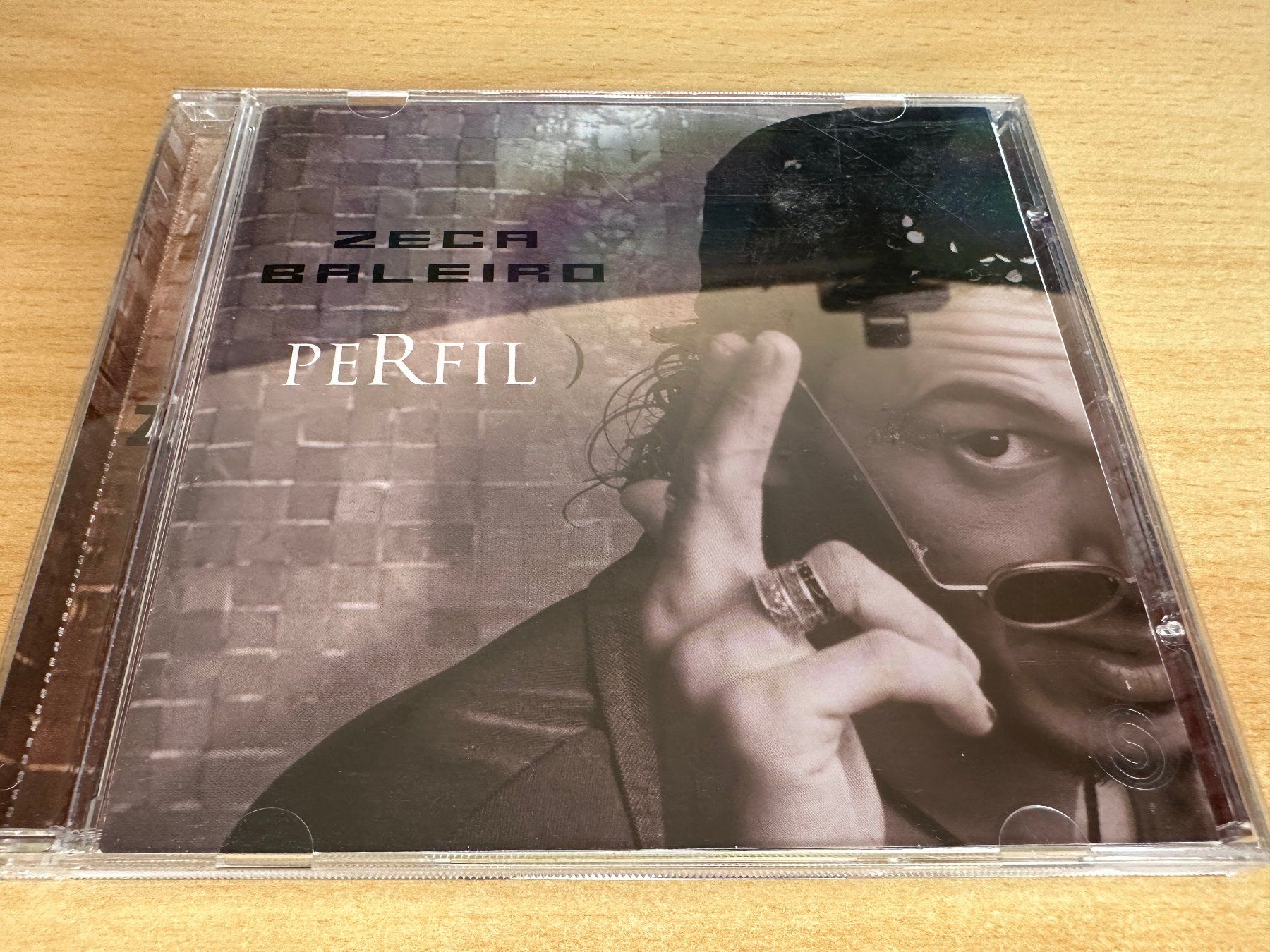 CD: Zeca Baleiro – Perfil – Usato da Rikon im Tösstal venduto da Alpenmutz