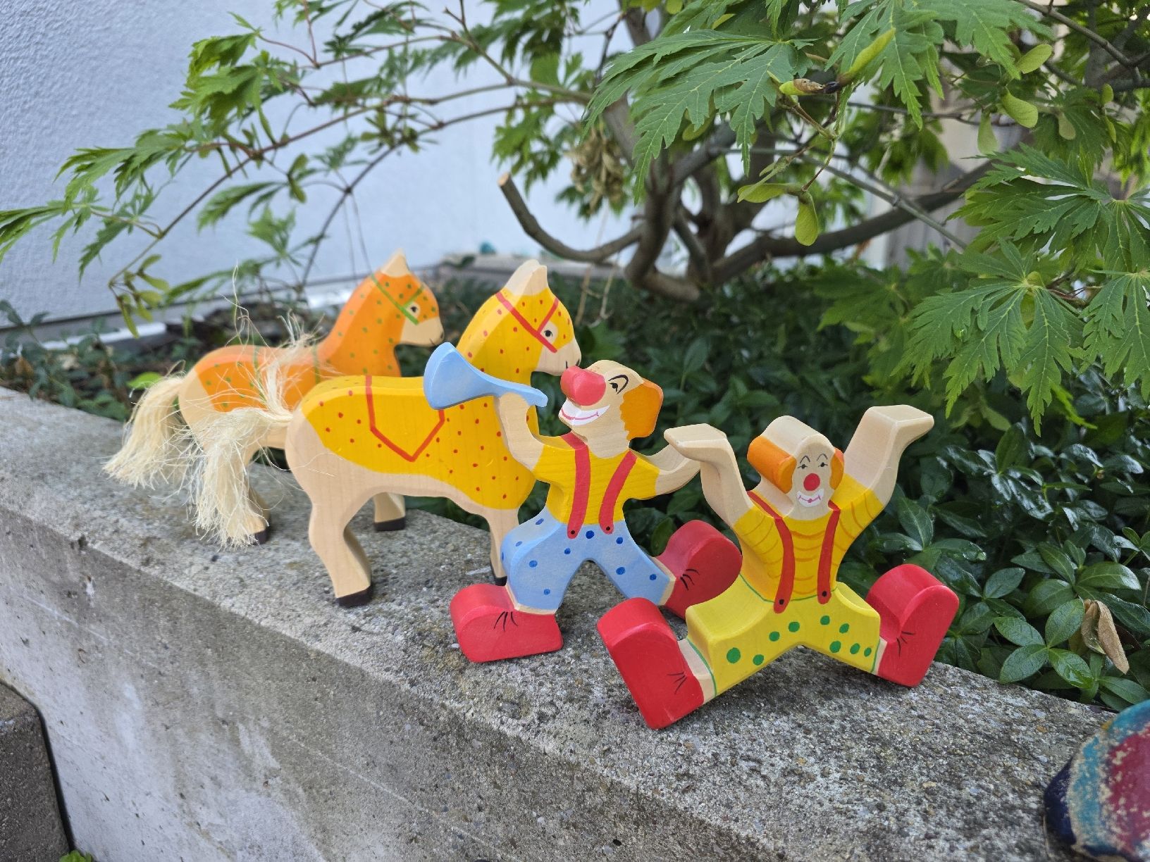 Jouets: Holzfiguren Zirkus – D'occasion à Auslikon par Andreasonja
