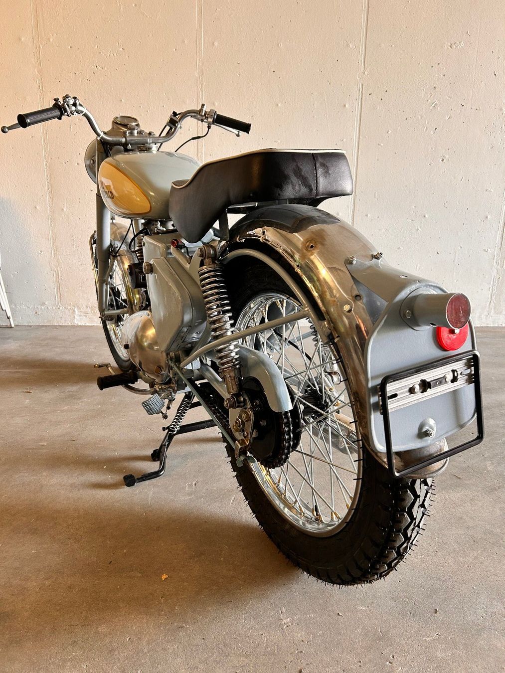 Royal Enfield Strasse: Royal Enfield 350 – Gebraucht aus Oberneunforn von ola_9vmq 4