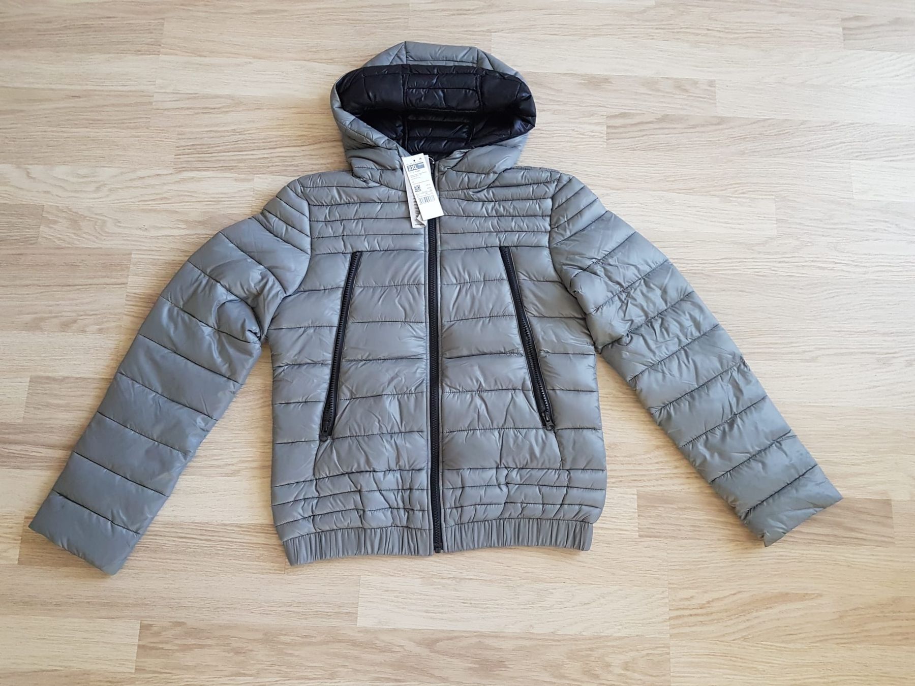 Sisley Jacken: Jacke SISLEY Grösse 170cm. – Neu und originalverpackt aus Zürich von 280_yc86