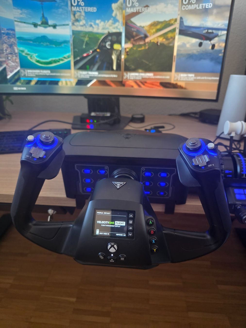 Controller: Flight Controller Turtle Beach Velocity One + Headset – Usato da Affoltern am Albis venduto da arado 1