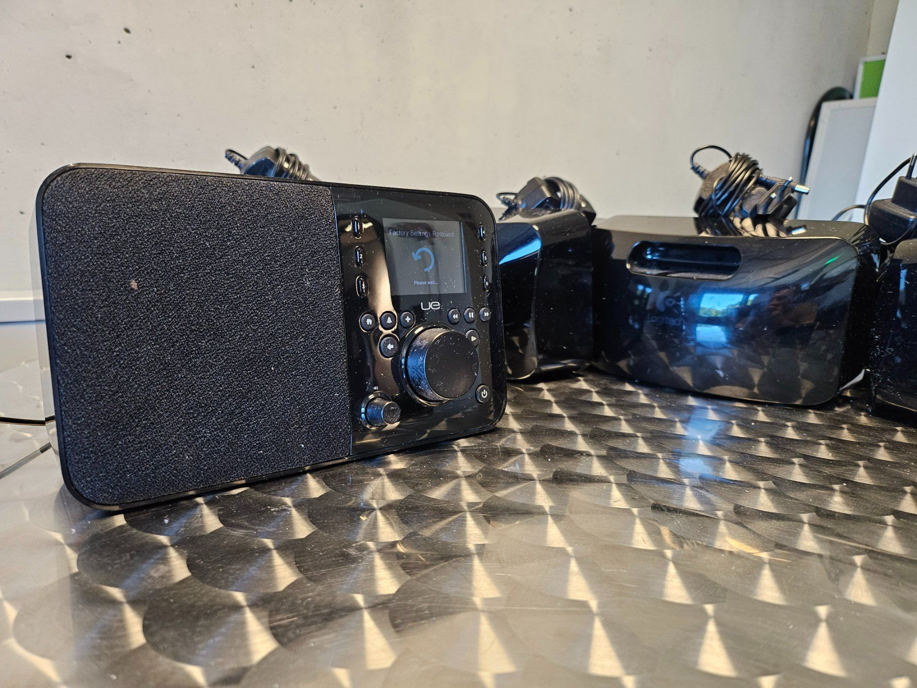 Logitech Multimediaplayer & Streamer: 13x Squeezeboxen Radio – Gebraucht aus Hilterfingen von Vogttom 1