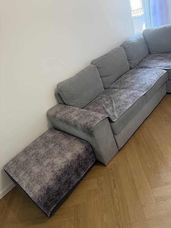 Divani: Großes Ecksofa mit Ottomane  sehr guter Zustand – Usato da Wettingen venduto da KingBerisha 1