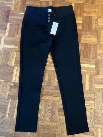Schicke, neue Hose, Grösse XL (aber eher ein L) Bundw. 40cm