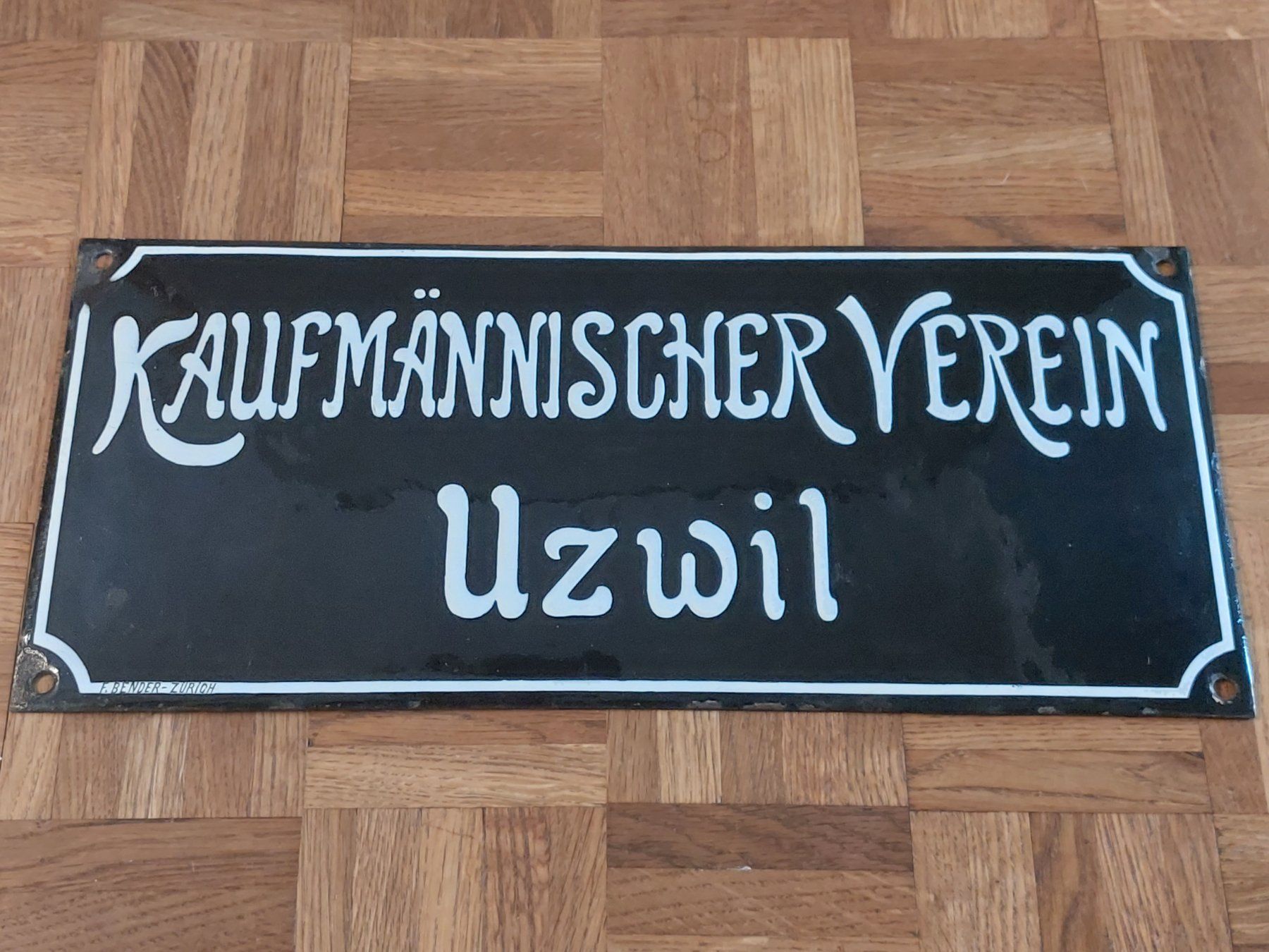 Insegne: Emaille Schild " Kaufmännischer Verein Uzwil" – Usato da Niederuzwil venduto da wolkenlos80
