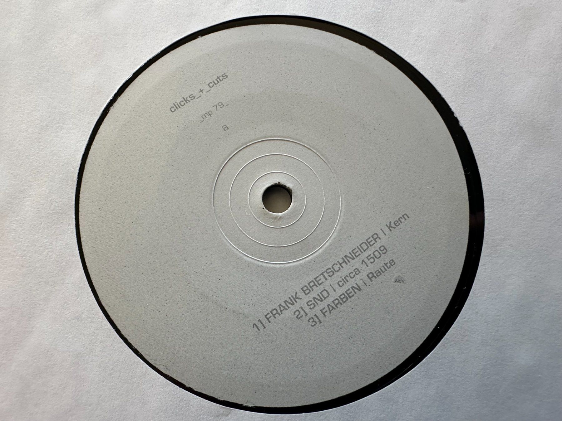 Vinyles: CLICKS + CUTS 3LPS - ALVA NOTO - PANSONIC - FARBEN - POLE... – D'occasion à Sion par jaipur1401 6