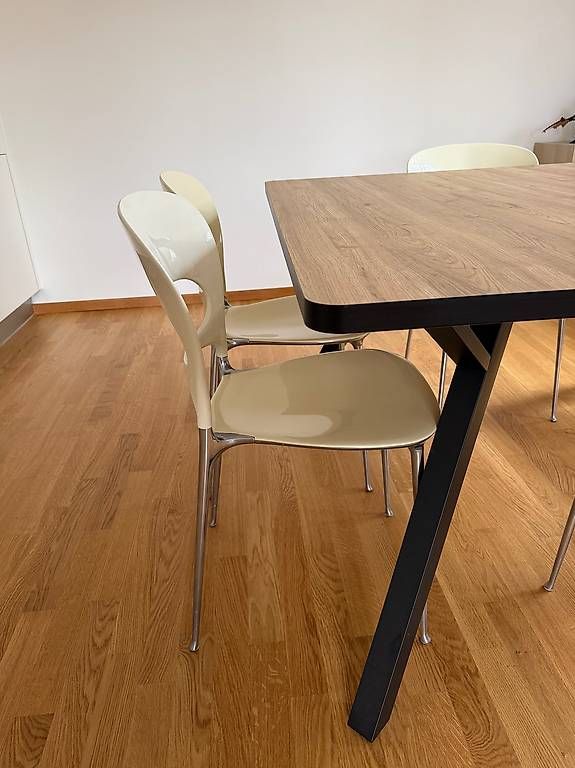 Tische: Tavolo da pranzo con sedie  – Gebraucht aus Massagno von lad_cv7t 2