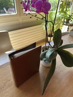 Schöner KRONEN Ringbinder mit 18 Klarsichtmappen 