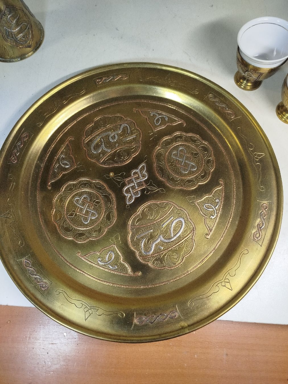 Set di piatti: Orientalisches Kaffee-Set, Messing mit Tablett,Vintage!(em8) – Usato da Künten venduto da Schnaepplihuus 2