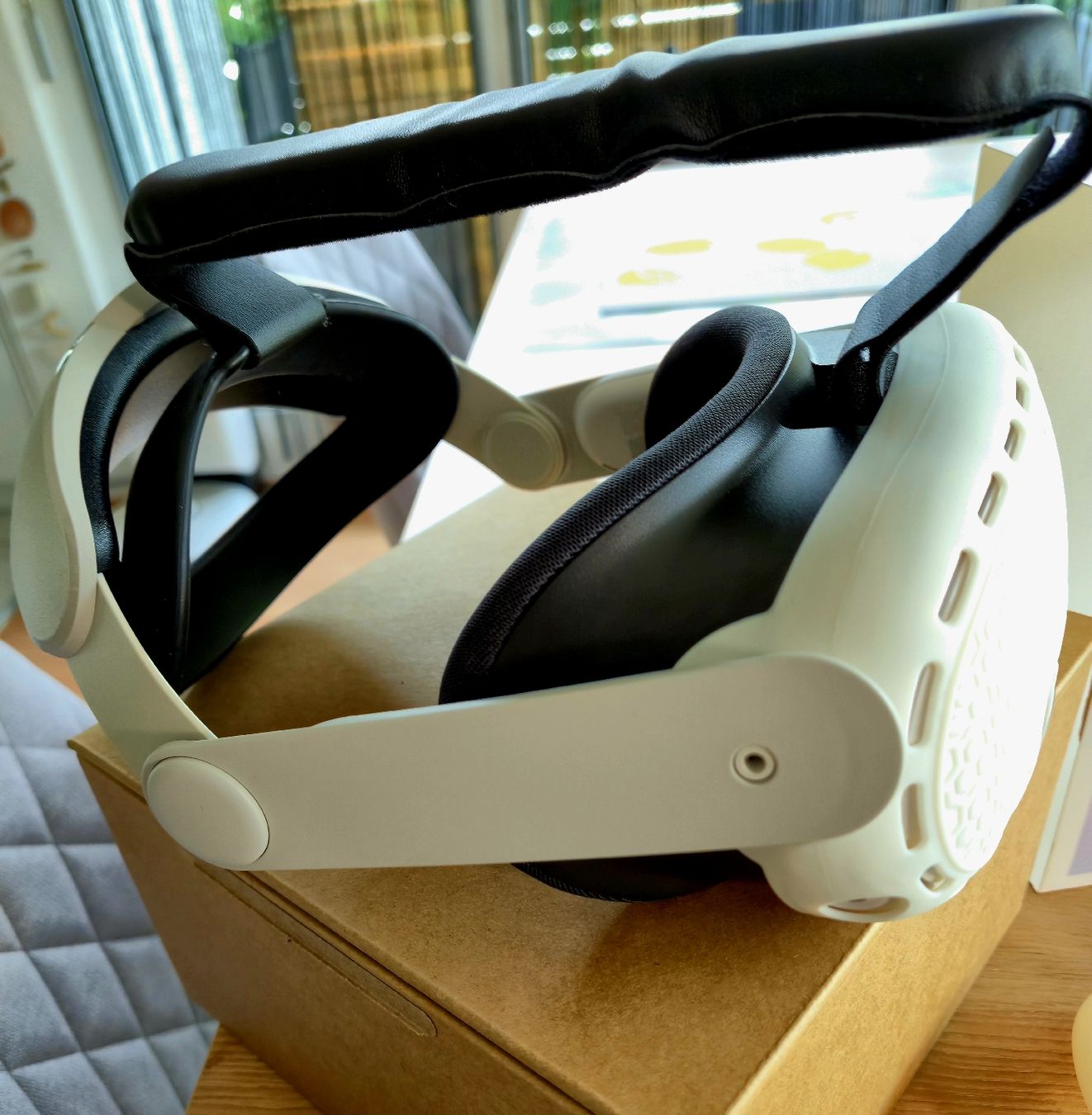 Meta Casco VR: Meta Quest 3 128GB comme neuf et accessoires VR – Usato da Tavannes venduto da KryPto-Prime 3