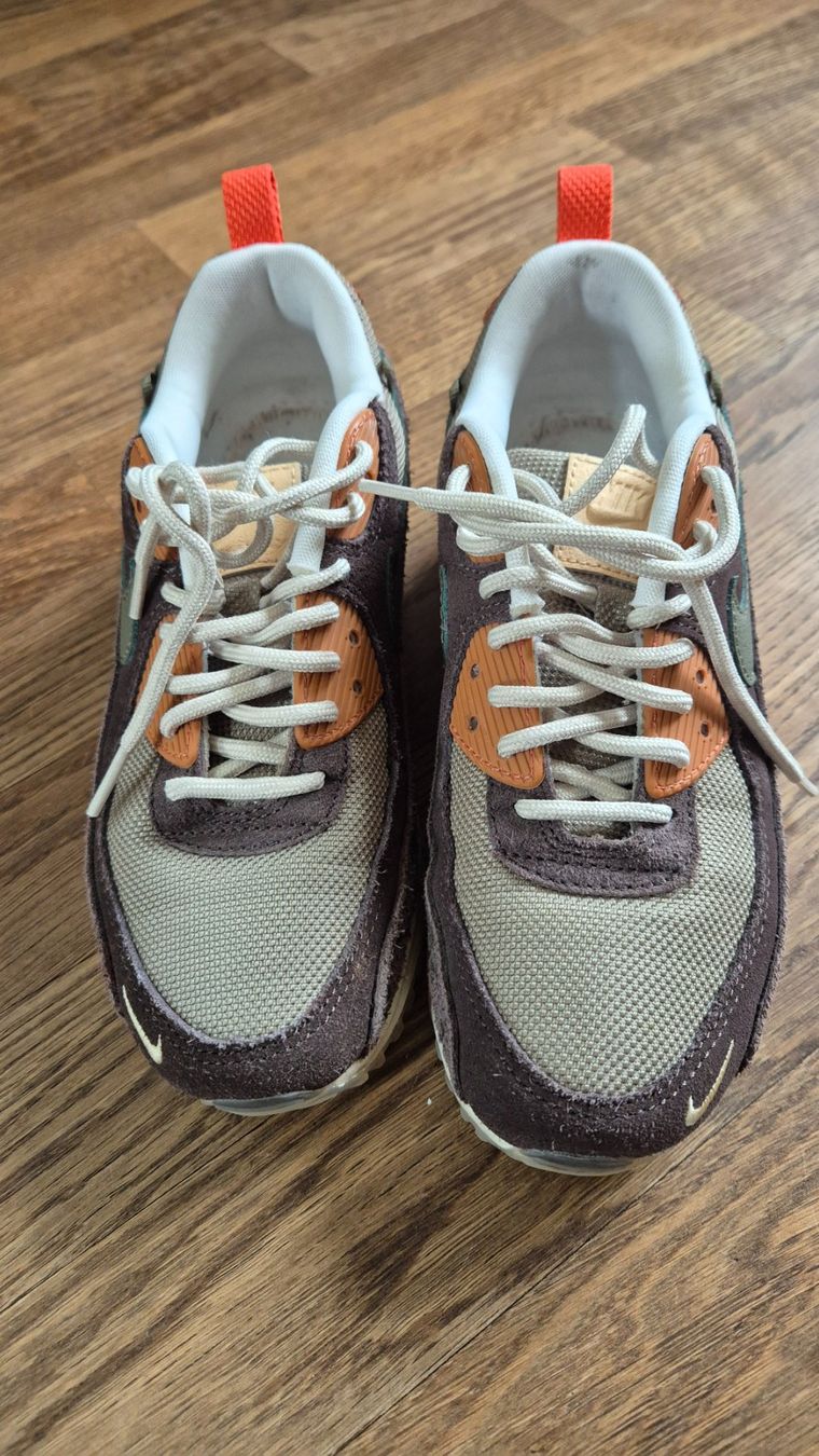 Nike Damenschuhe: Brown Nike Air Max 90 size 38 – Gebraucht aus Zürich von monadiederich 1