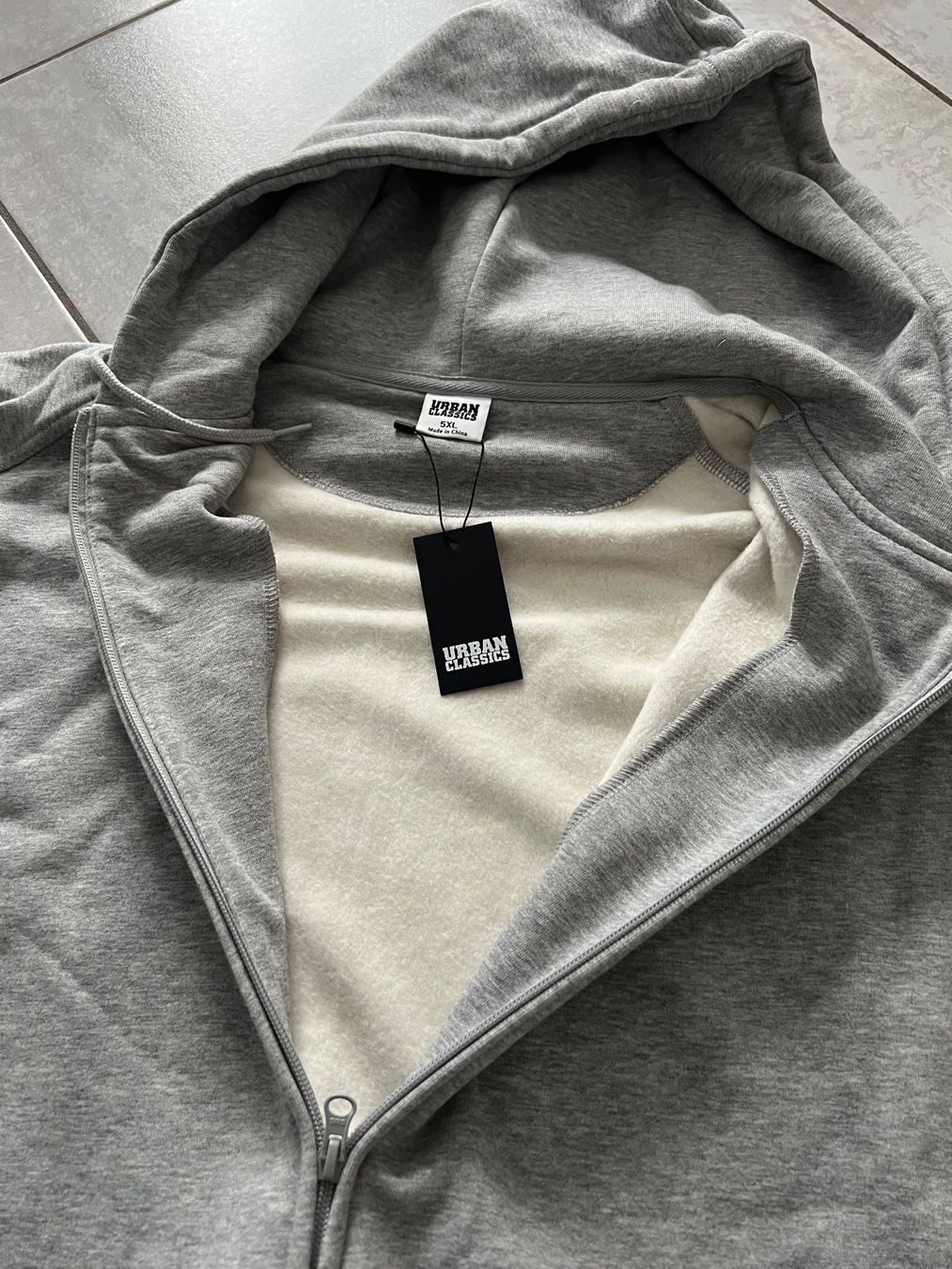 Giacche: Sweatshirt-Jacke 5 XL – Nuovo e nell'imballaggio originale da Schmerikon venduto da Speedy053 3