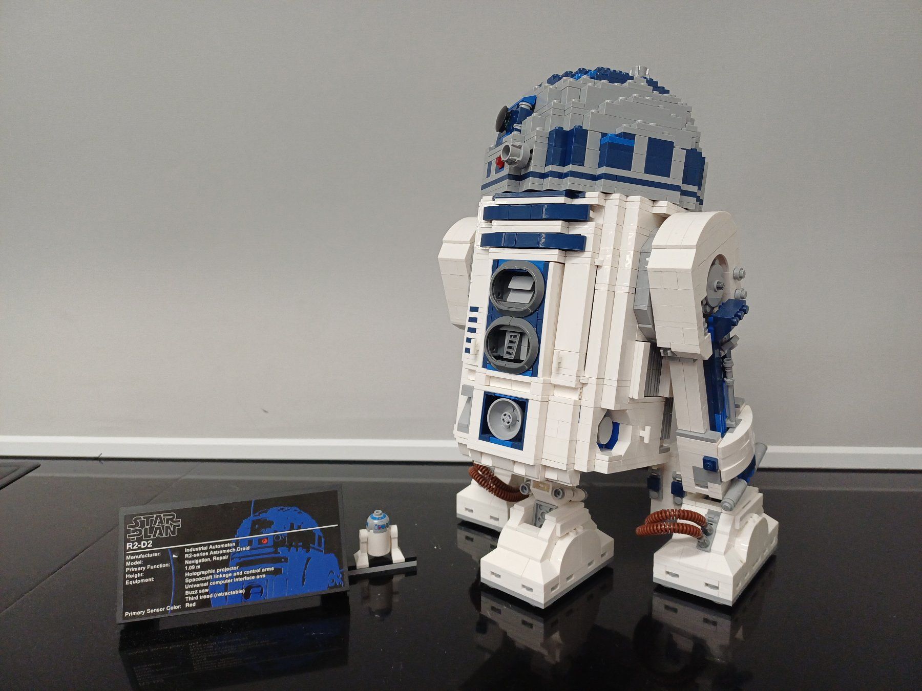 Star Wars Jeux de construction: Klemmbausteine Set R2D2 – D'occasion à Luzern par ringgibone