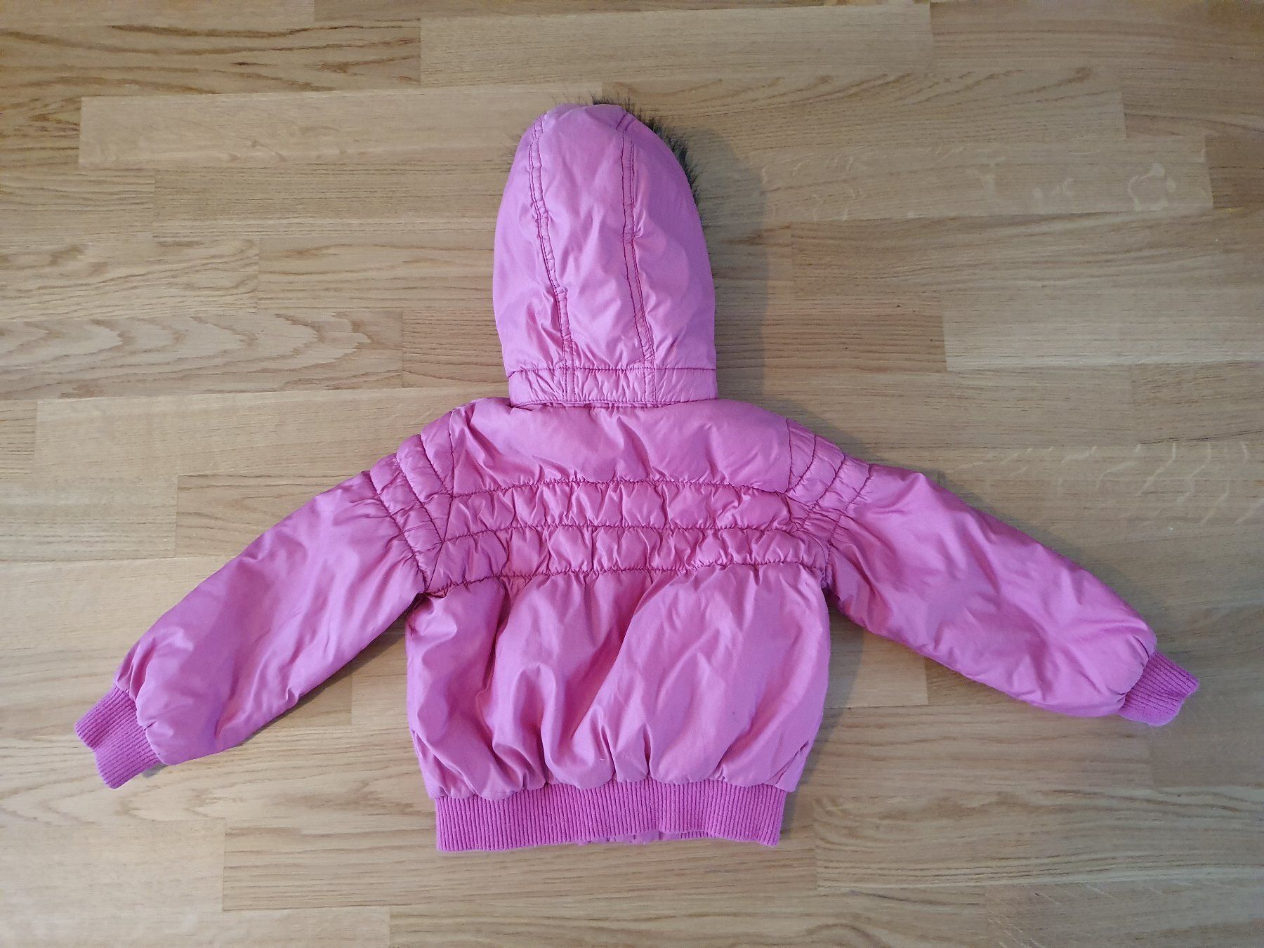 Jacken & Mäntel: Winterjacke, Gr. 104, guter Zustand – Gebraucht aus Glattpark(Opfikon) von dememora 3