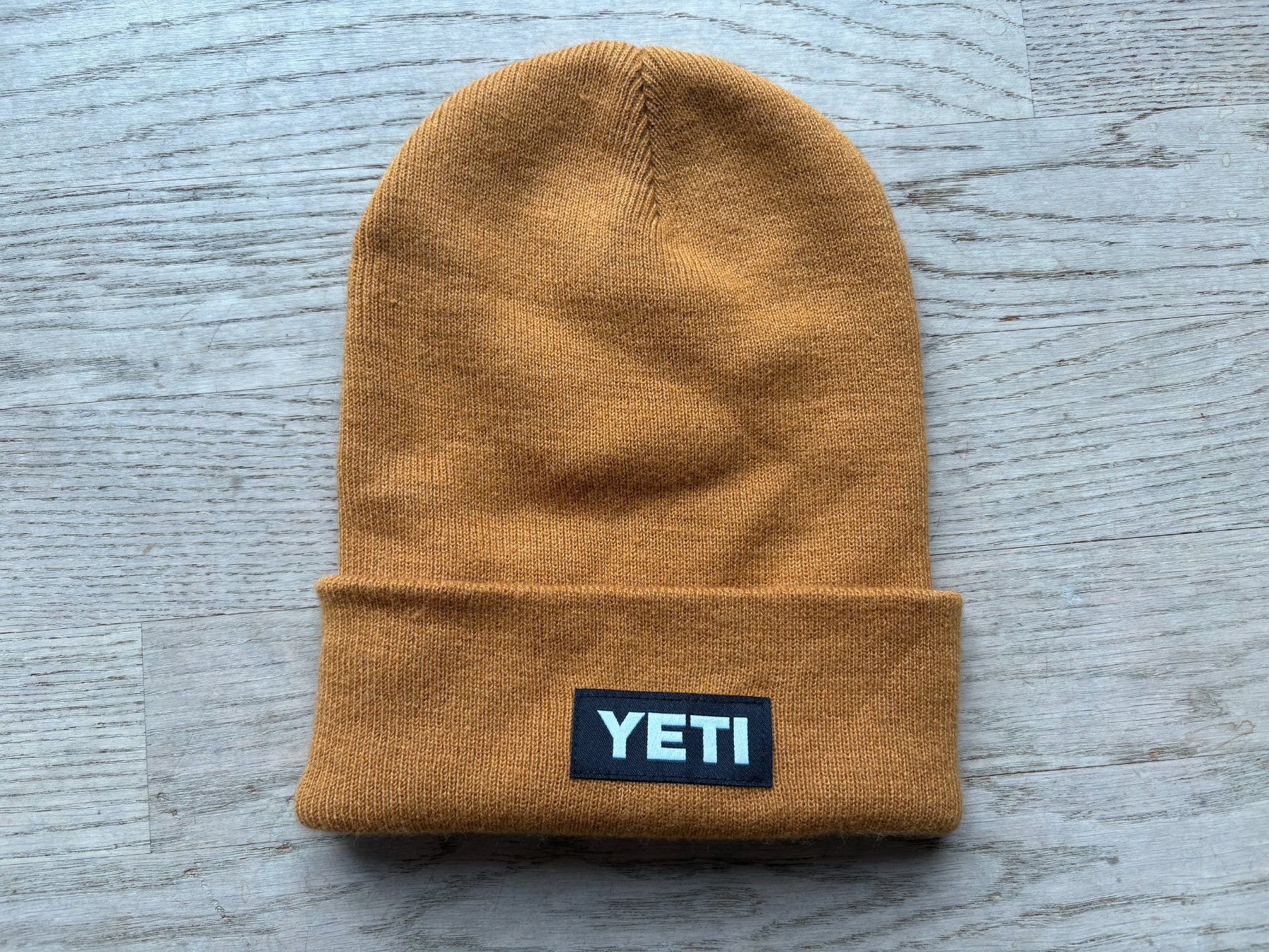 Hüte, Mützen & Caps: Yeti Strickmütze braun mit Logo – Gebraucht aus Elgg von Jo_Naj