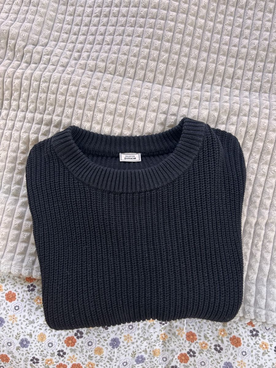 Maglioni & Felpe: Chunky Knit Sweater - Perfect for Autumn/Winter - Medium – Nuovo (secondo la descrizione) da Wolfenschiessen venduto da ali_5dtm 1
