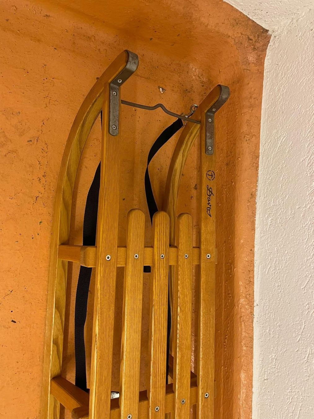 Slitta: Klassischer Davoser Schlitten aus Holz – Usato da Zürich venduto da Bruuushh 1