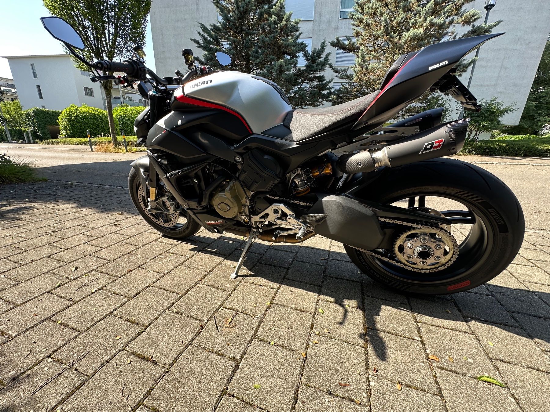Ducati Strasse: DUCATI Streetfighter V4 SP – Gebraucht aus Bassersdorf von Manumission 3