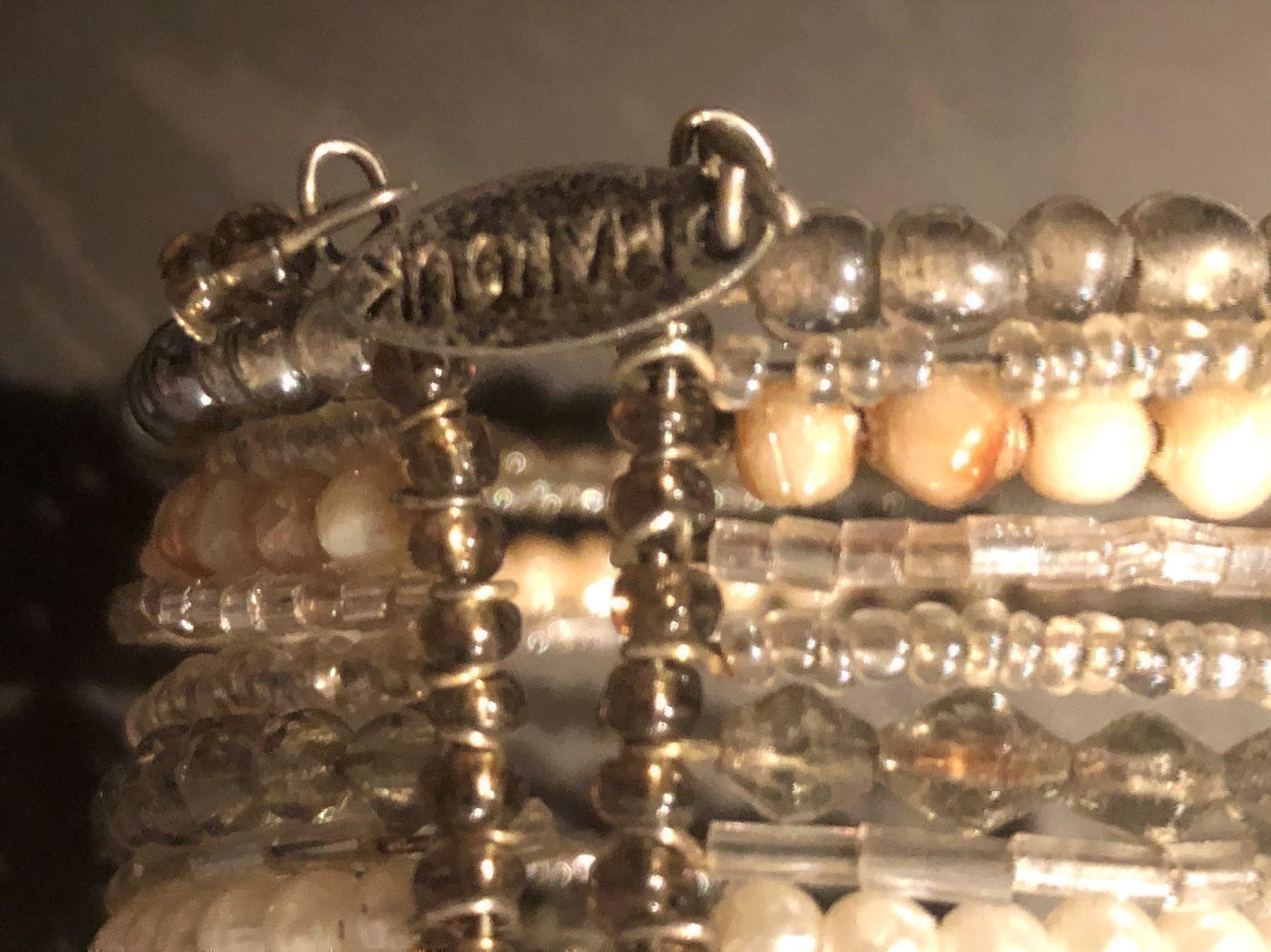 Bracciali & Braccialetti: SPEZIELLES ARMBAND MIT PERLEN – Usato da Meggen venduto da Meggeni 3
