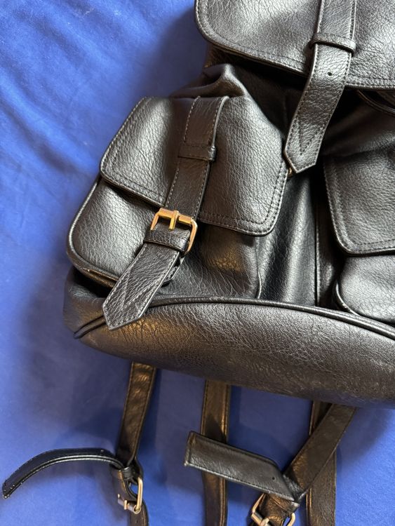 Zaini: Schwarzer Freizeitrucksack – Usato da Zürich venduto da gioiali92 3