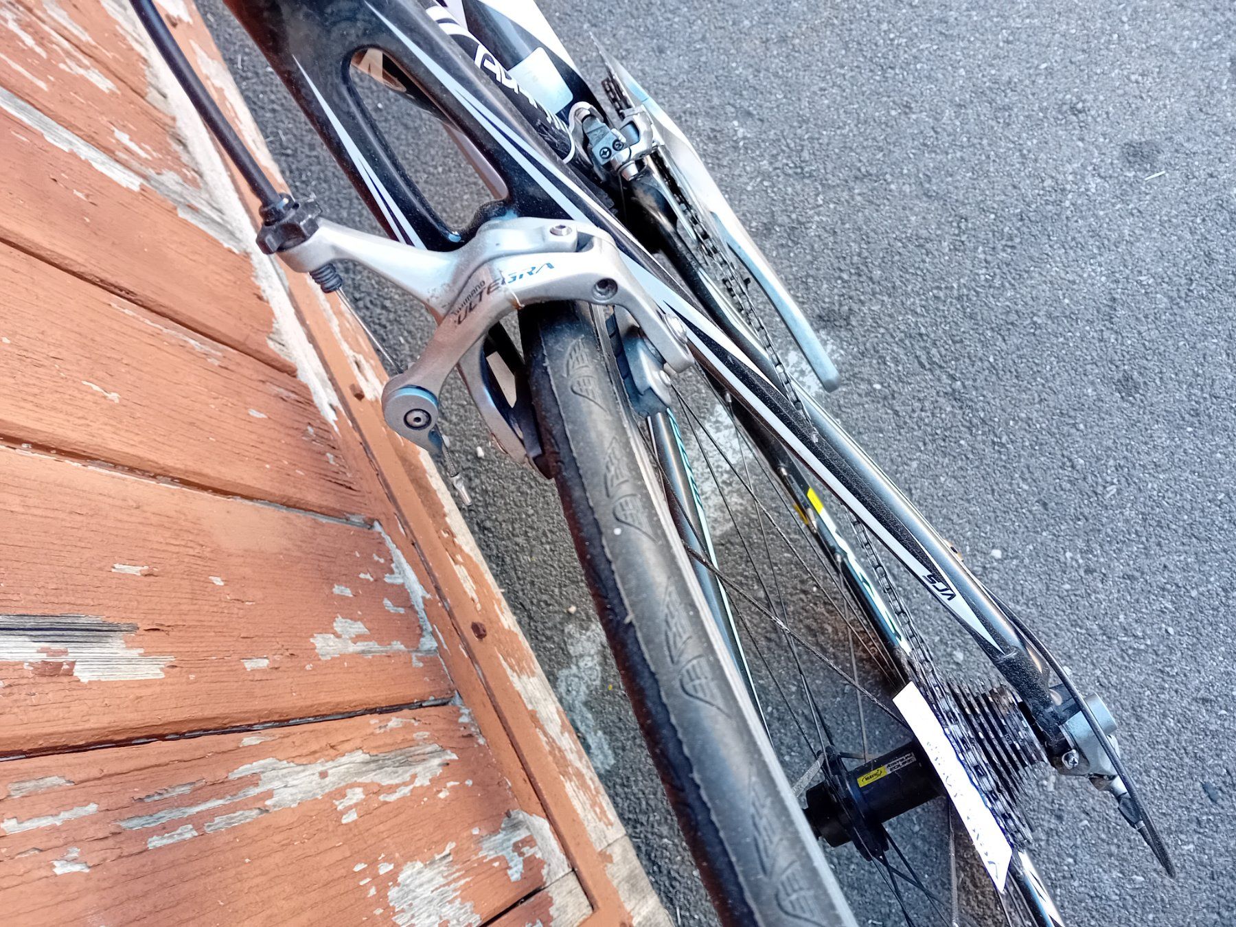 Velos: Rennrad Carbon Weiss Schwarz – Gebraucht aus Wegenstetten von 1000er 6