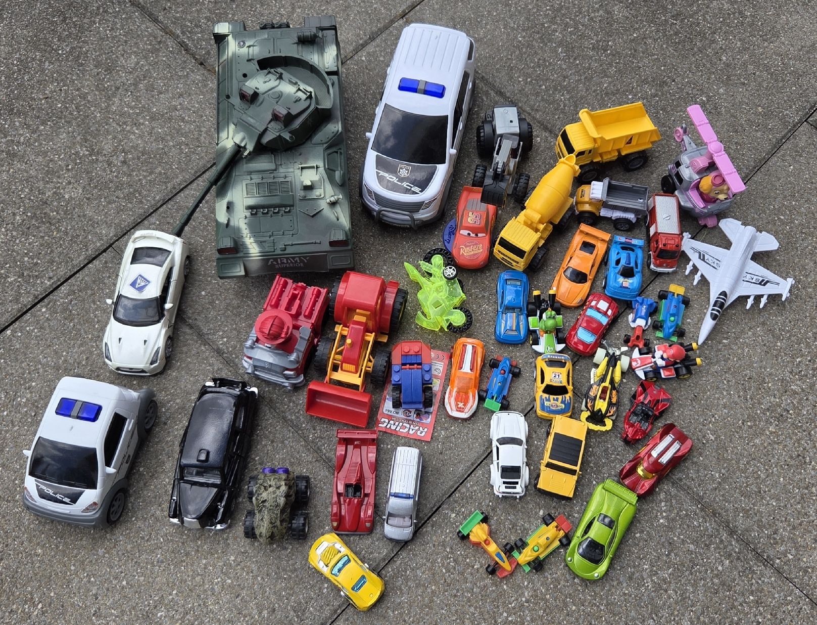 Giocattoli: Auto-Sammlung – Usato da Oberkirch LU venduto da Tatamara