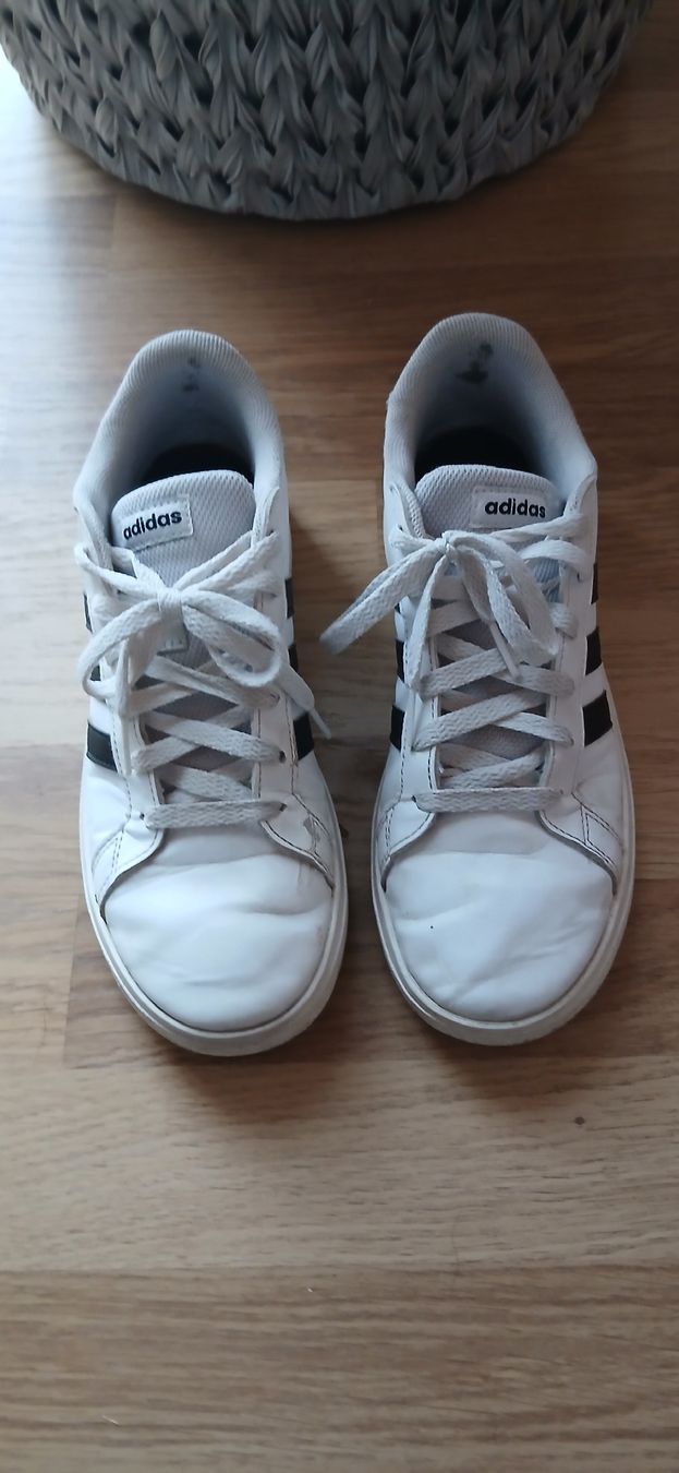 Adidas Chaussures hommes: baskets Adidas,chaussures – D'occasion à Montcherand par petiteoune75 1