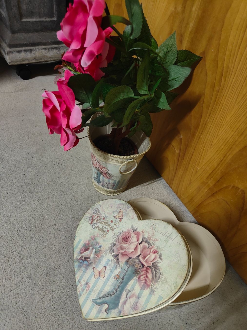 Tutte le decorazioni: Dekoblume – Usato da Muri AG venduto da Hupfy 1