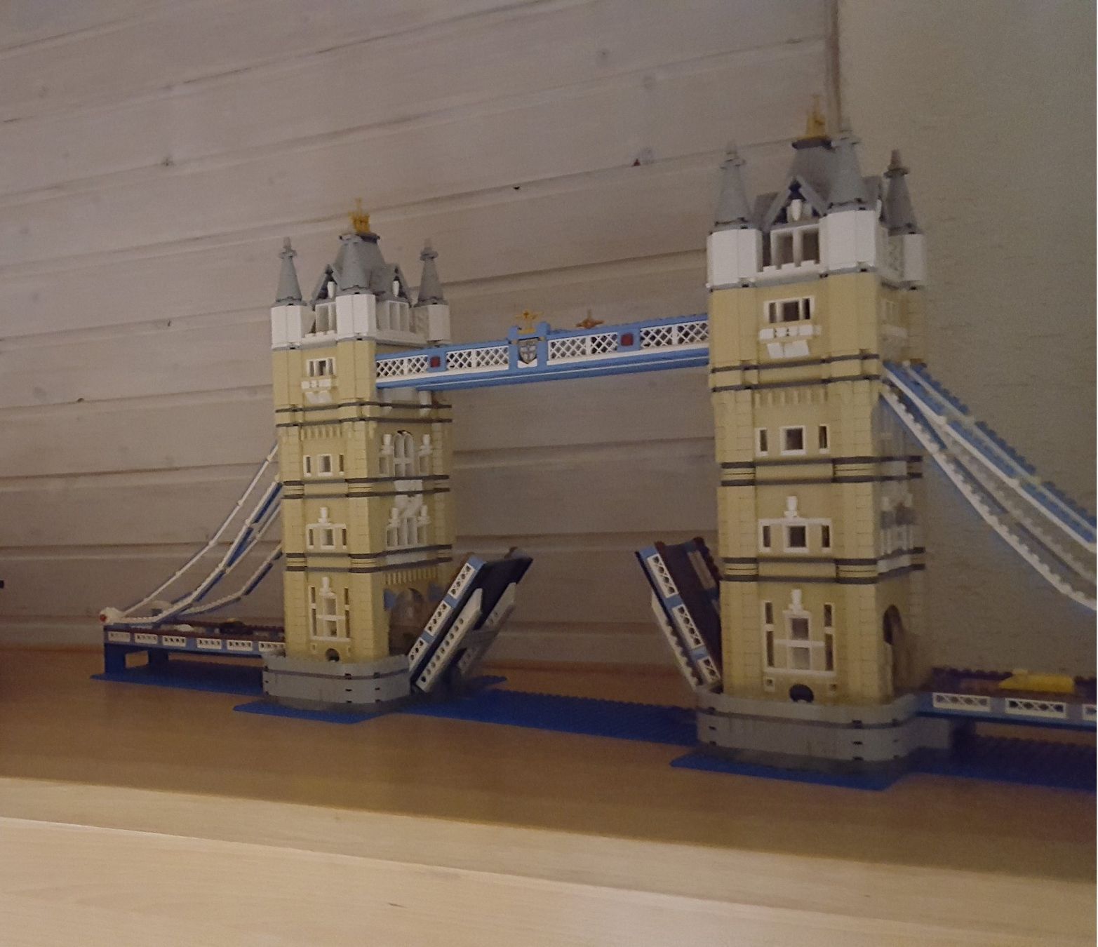 Lego Baukästen: Tower Bridge Lego, 10214 – Gebraucht aus Zunzgen von mareha5