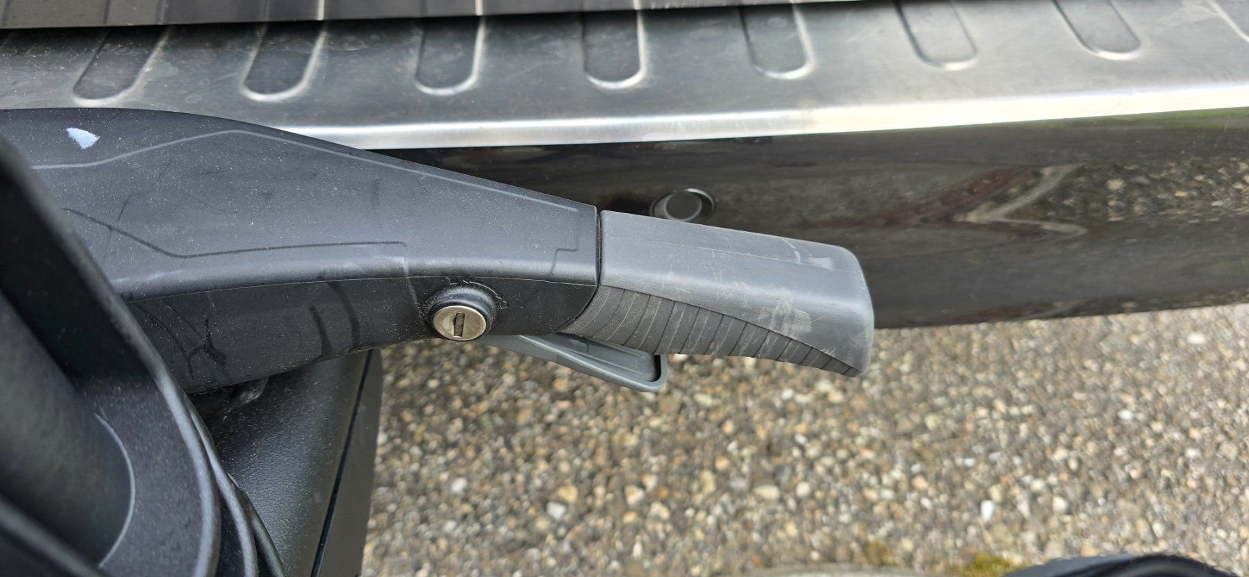 Ganci per rimorchio: THULE EasyFold XT 3 (Anhängerkupplung) – Nuovo (secondo la descrizione) da Brittnau venduto da Pfry 7