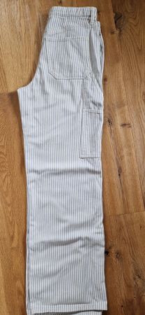 😍Schöne,gestreifte Jeanshose