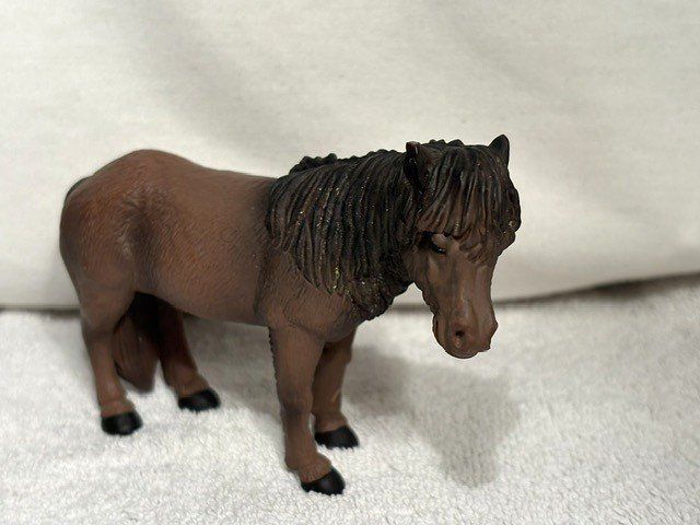 Schleich Giocattoli: Schleich Pferd / Pony mit Markierung: Simba - Kunststoff – Usato da Kriegstetten venduto da Dorothy66 1