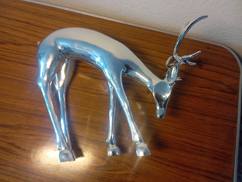 Sculture & Statue: Hirsch sculptur – Usato da Basel venduto da Petergunn 1