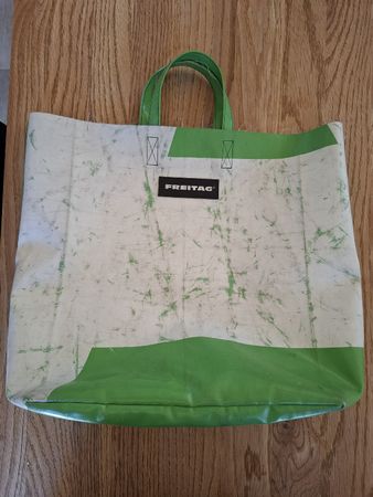 Freitag Tasche grün weiss gebrauchter Zustand