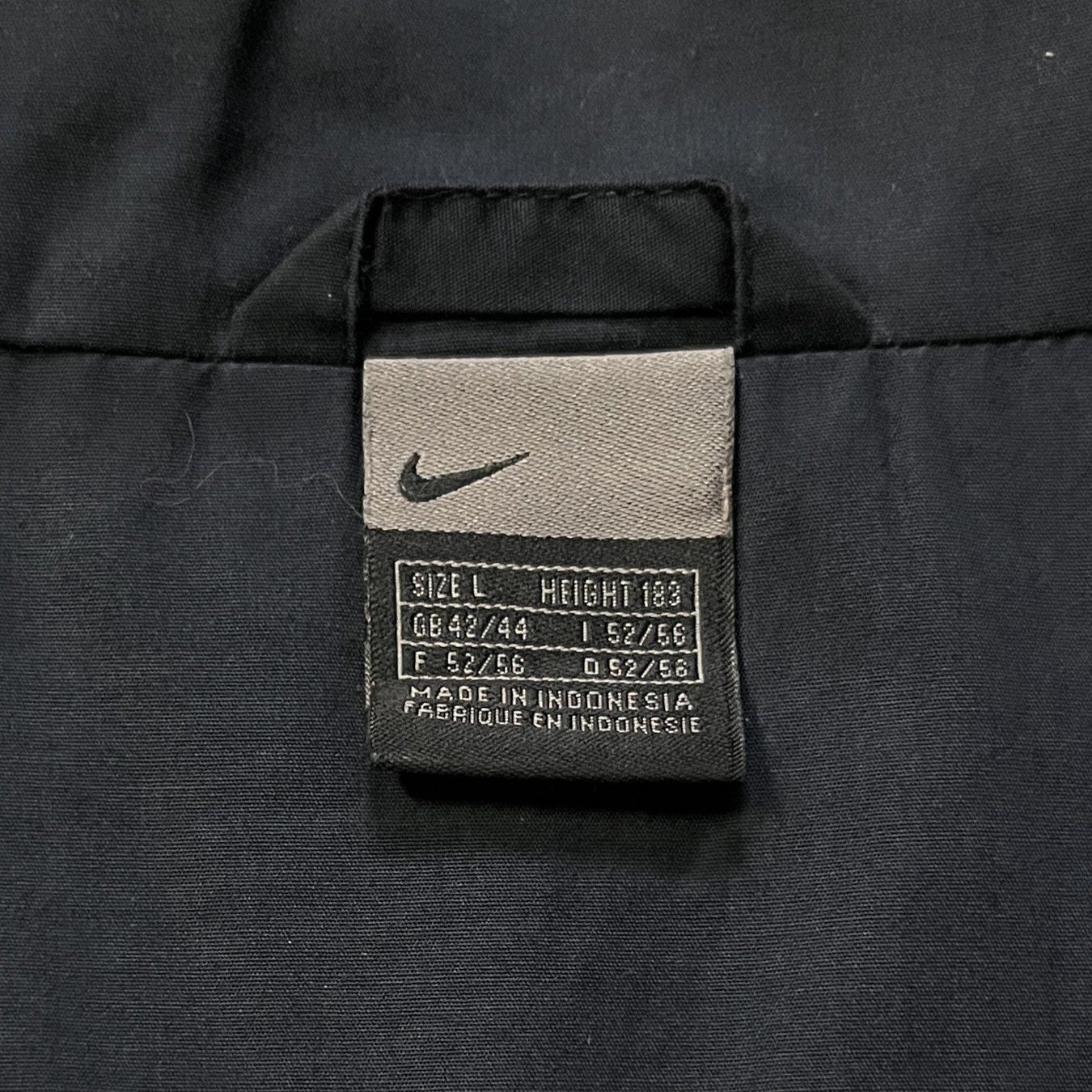 Nike Giacche: Vintage Nike Trackjacket (L) – Usato da Chamoson venduto da Sapoloshop 2