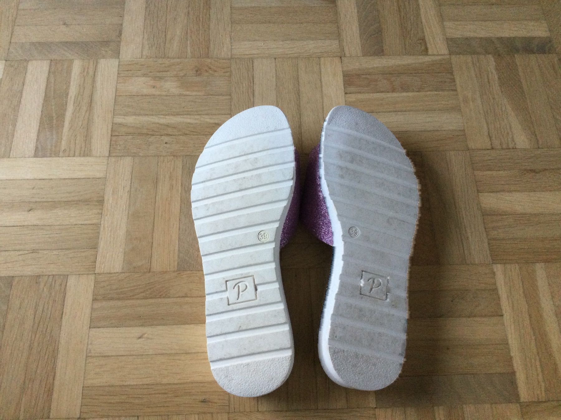 Chaussures femmes: Hausschuhe lila/glitzer – Neuf (Voir description) à Horw par Benny017 3
