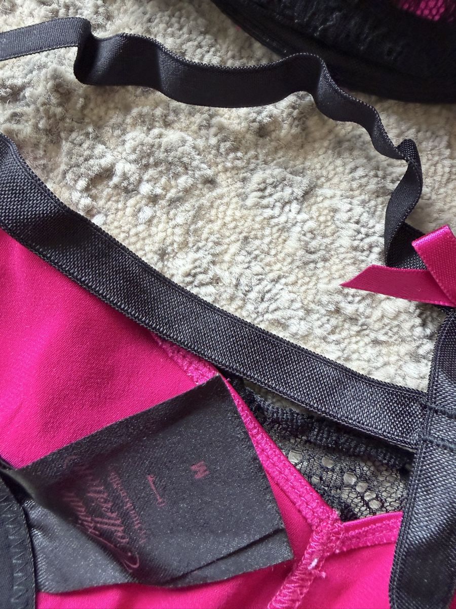 Hunkemöller Altra biancheria intima: Heisses Dessous-Set, schwarz/pink – Nuovo (secondo la descrizione) da Zurich venduto da kat_dcy5 2