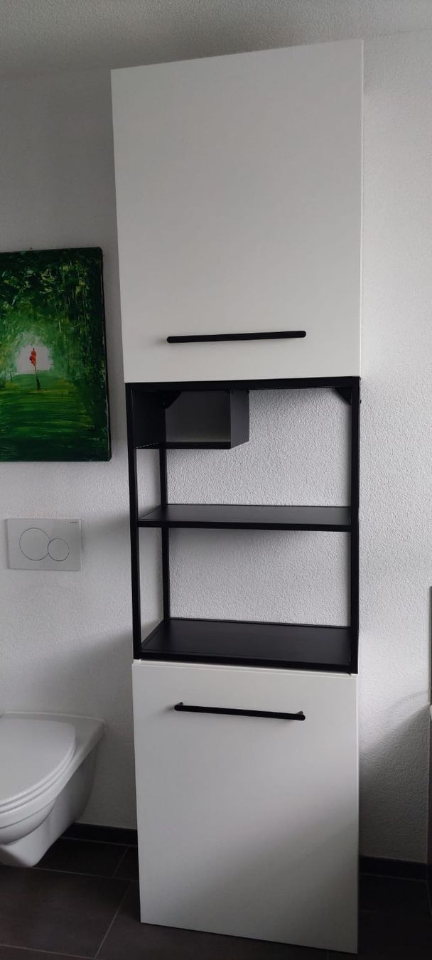 Ikea Armadi: Schrank, Badmöbel – Usato da Stachen venduto da 1Sebulba1