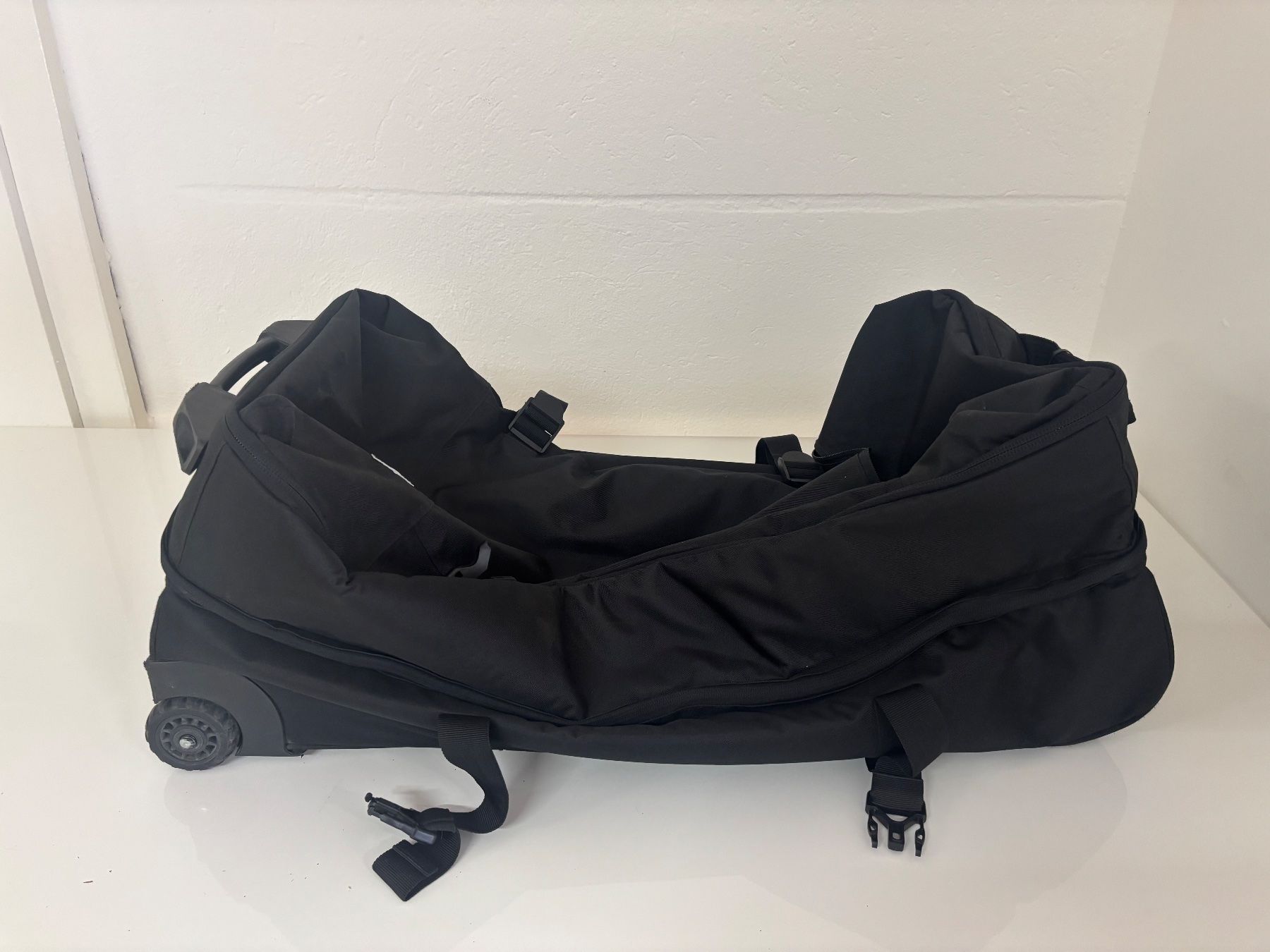 46 Nord Taschen: Reisetasche mit Rollen Schwarz – Gebraucht aus Wettingen von Wendemarket 3