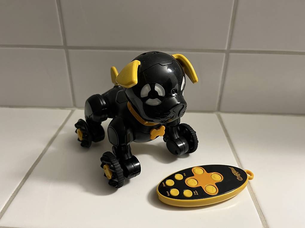 Giocattoli: Petit chien robot – Usato da Martigny venduto da jcj_j2fb