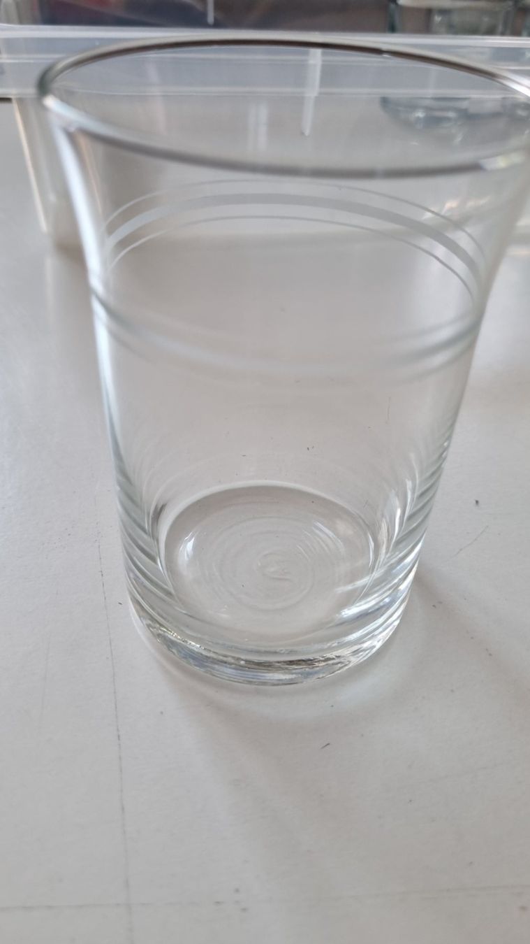 Bicchieri: 3 verres à dents – Usato da La Chaux-de-Fonds venduto da mikilo1 2