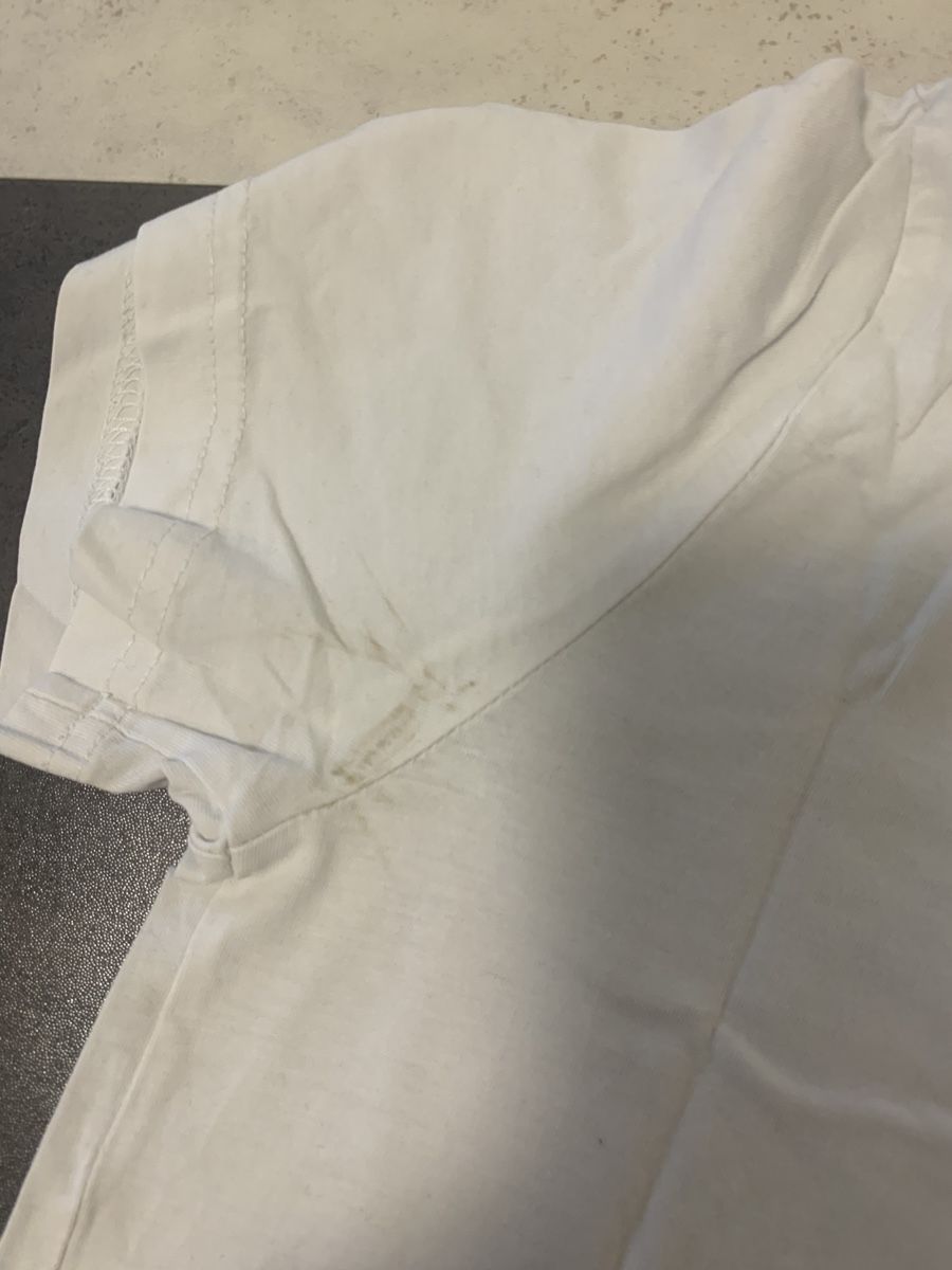 H&M T-shirt: Tshirt – Usato da Luzern venduto da Boudin03 2